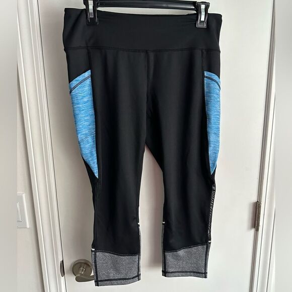 Zella Color Block Athletic Capri Leggings, Size L - Picture 1 of 6